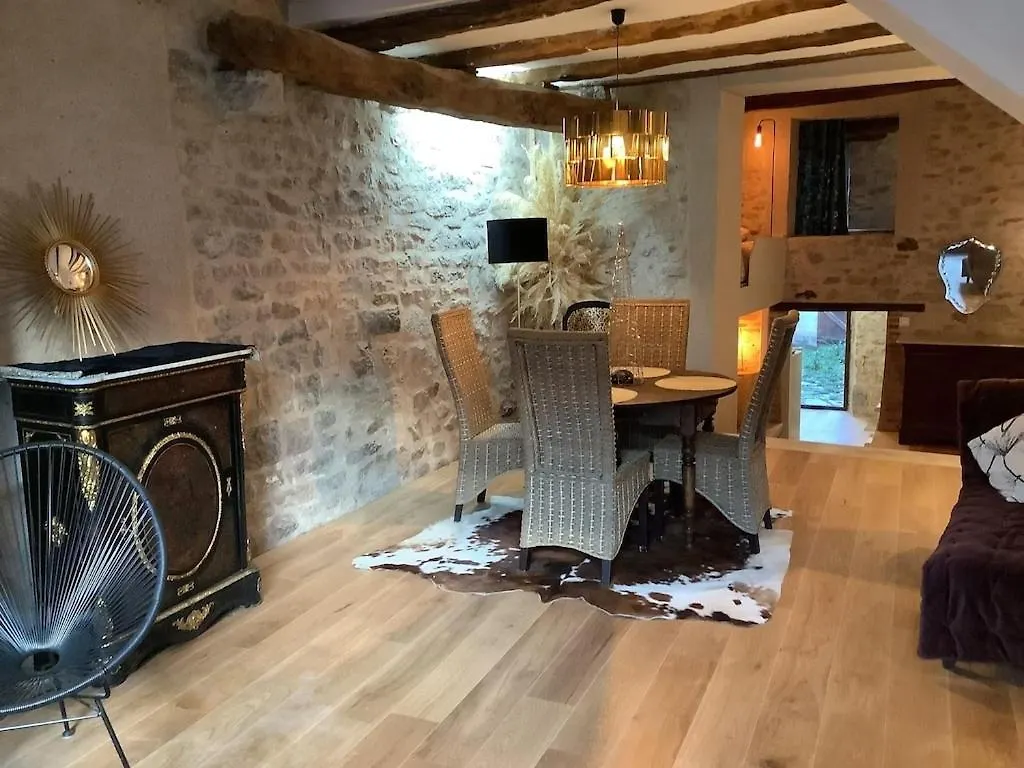 Appartement dans maison du XVI siècle  Cajarc Hébergement de vacances