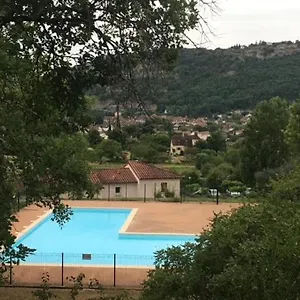 Hébergement de vacances Confortable Maison Dans Village Avec Piscine A, Cajarc